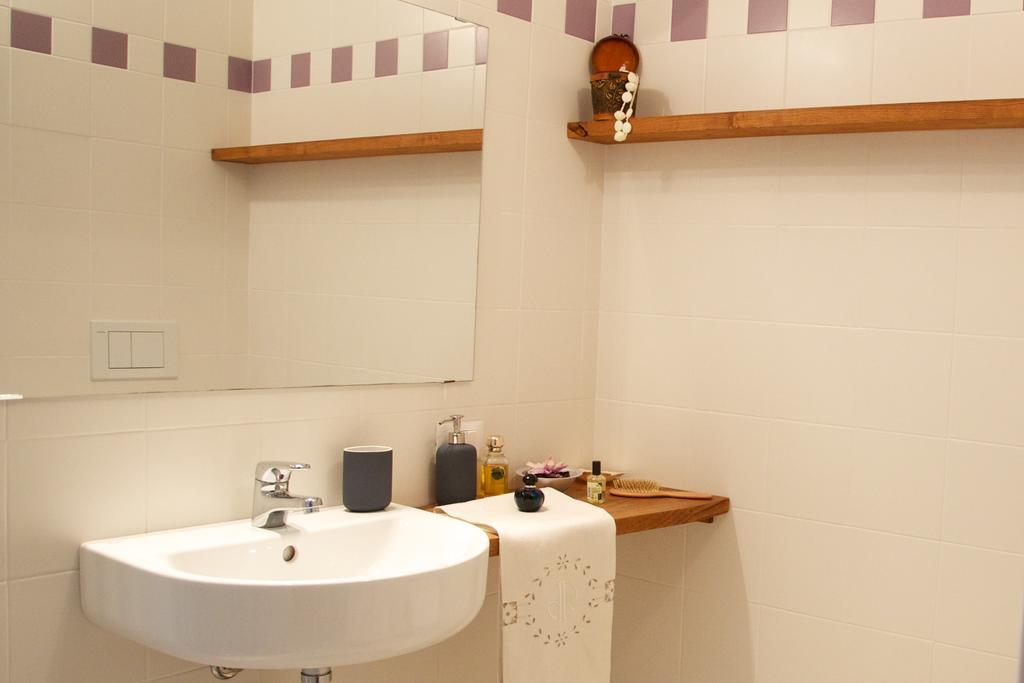 Cascina Delle Mele Bed & Breakfast Vittuone Exterior photo